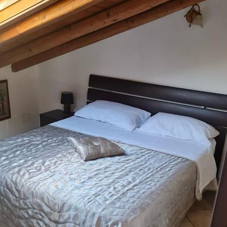 Casa Vacanza Lmt Aci Catena Ngoại thất bức ảnh
