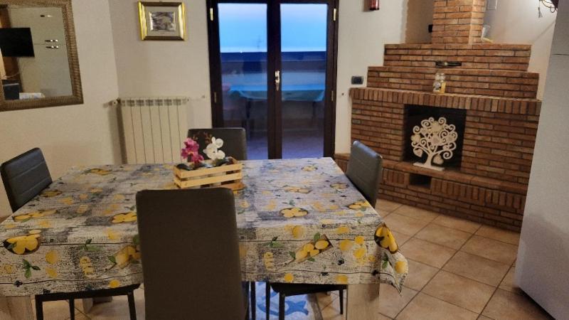 Casa Vacanza Lmt Aci Catena Ngoại thất bức ảnh